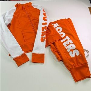Hooters Women’s Set Size M Bright Orange Joggers